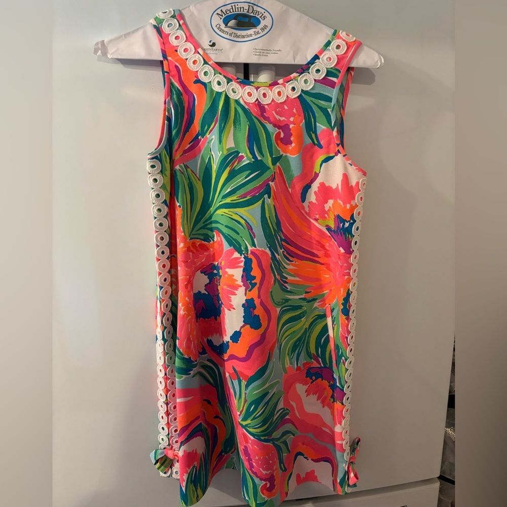 Lilly Pulitzer Stella Shift Dress, Serene Blue Paradise Bound print, Size 4